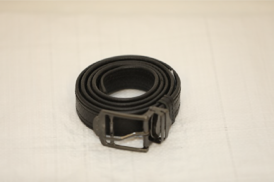 Picture of Men  sewing belt