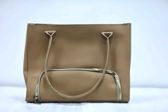 Picture of Hand Bag With Lunch box